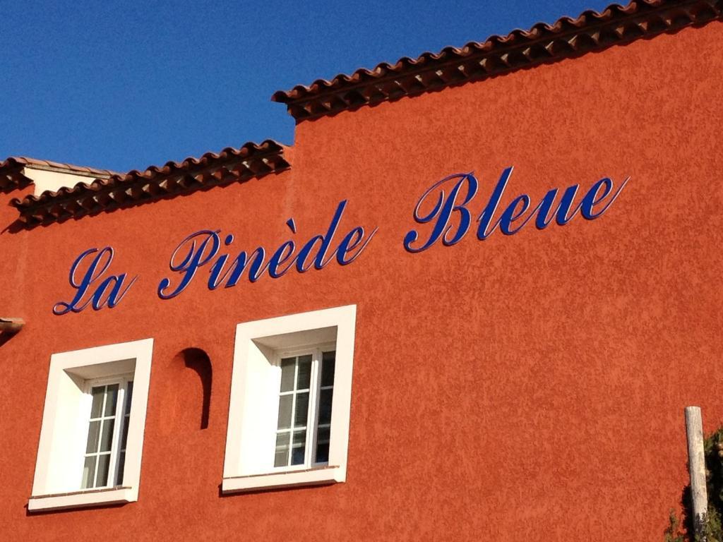 Residence Hoteliere La Pinede Bleue Hyères Zewnętrze zdjęcie